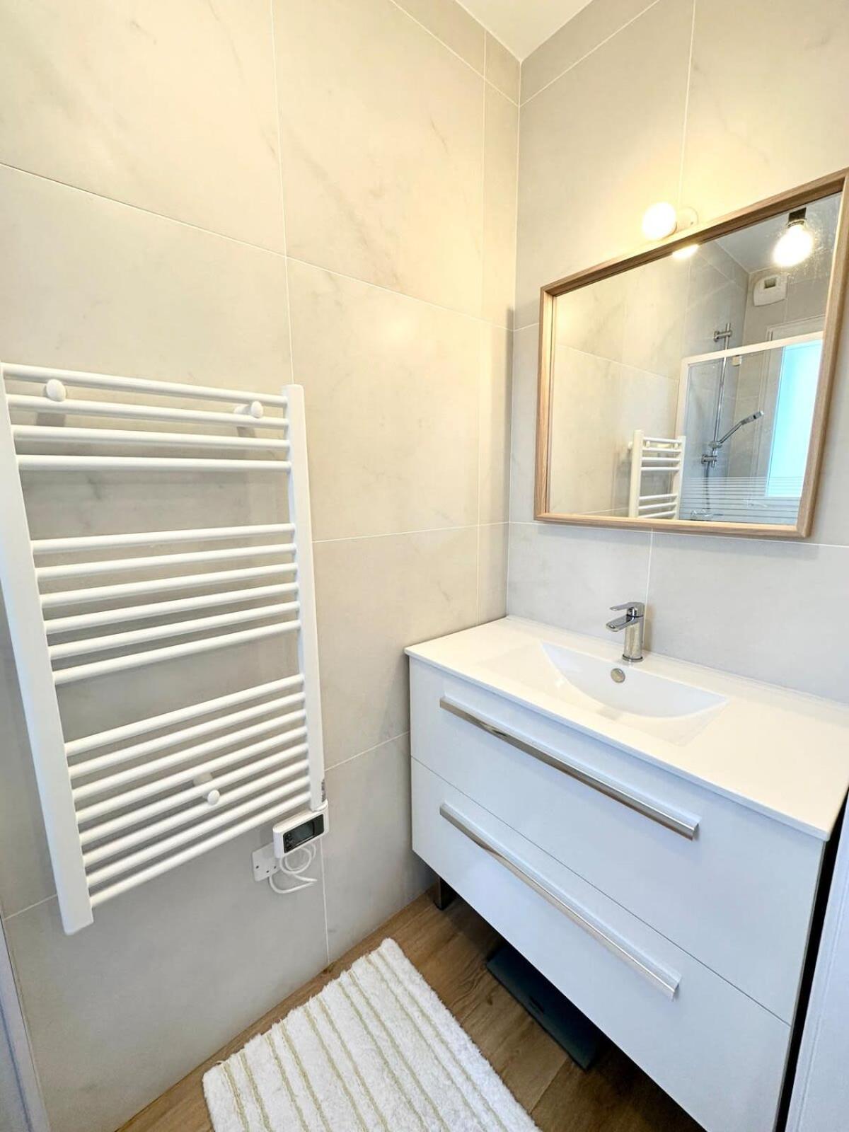 Jolie Maison Recente Ultra Cosy Bord De Hébergement de vacances *